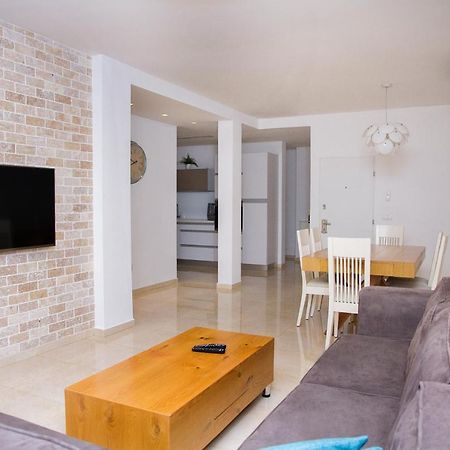 Apartments4You Etsel Bat Jám Kültér fotó