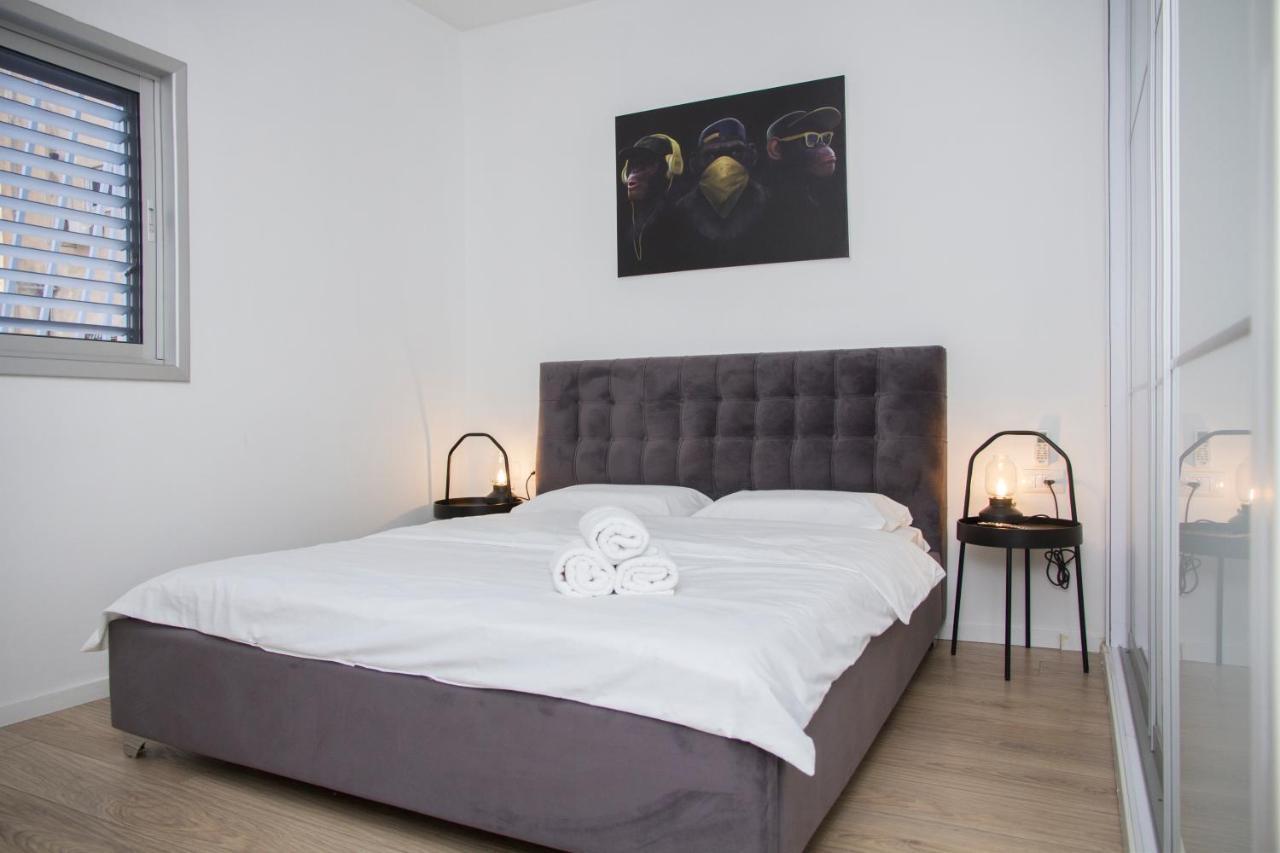 Apartments4You Etsel Bat Jám Kültér fotó